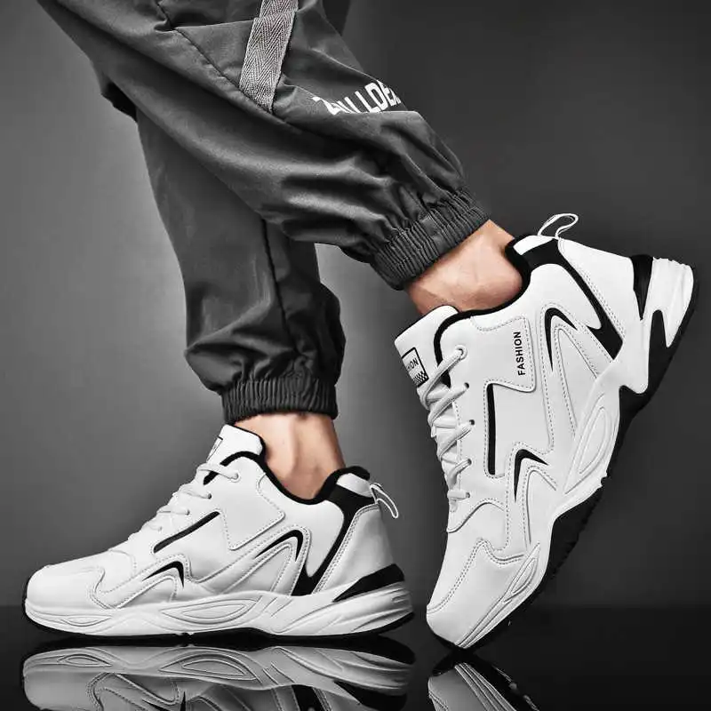 Sepatu kets olahraga untuk pri - Tech Accessories For Students ulasan dan harga
